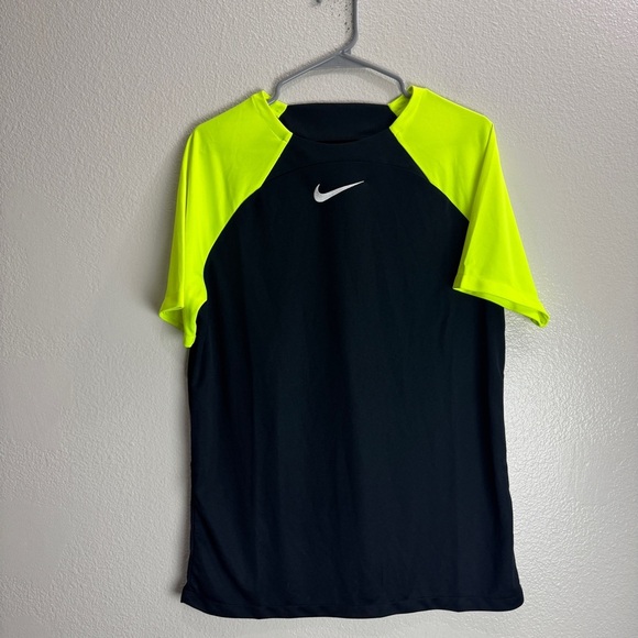 Nike Drifit Athletic Compression Shirt Size Large - Picture 1 of 6